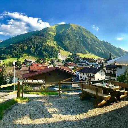 Haus Helli Lägenhet *